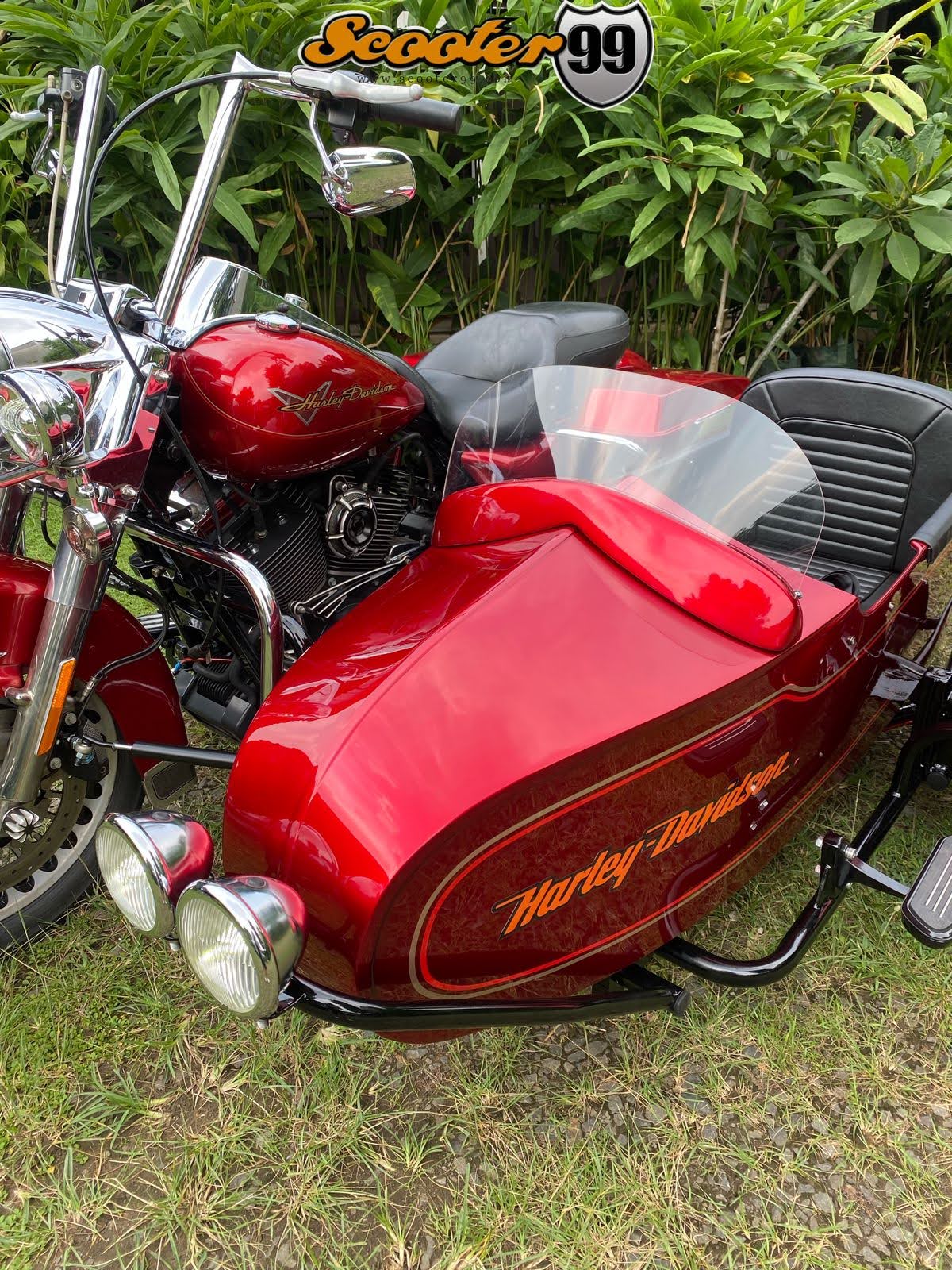 Harley Davidson Sidecar – windshield and trim
